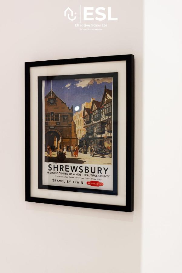 2 Bedroom Terrace Cottage, Parking, 5 Minutes Drive To Royal Shrewsbury Hospital Екстериор снимка